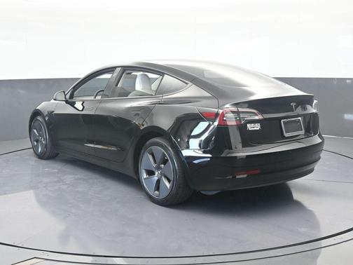 2022 Tesla Model 3 Base