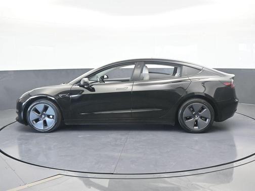 2022 Tesla Model 3 Base