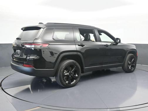2024 Jeep Grand Cherokee L Laredo