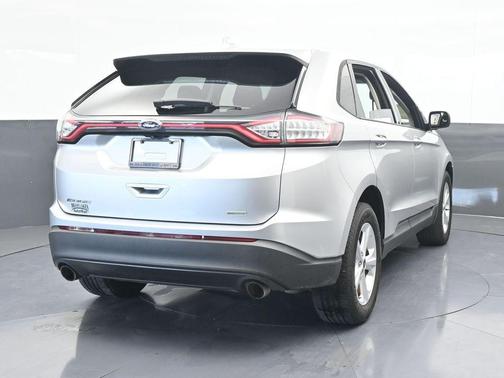 2018 Ford Edge SE
