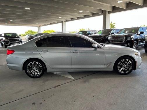 2018 BMW 530 i xDrive