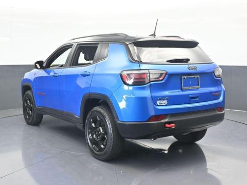 2023 Jeep Compass Trailhawk