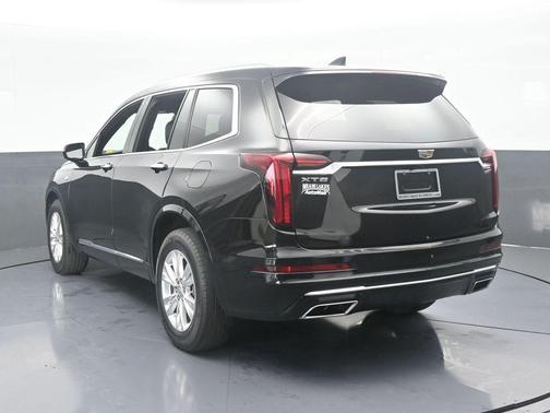 2023 Cadillac XT6 Luxury FWD