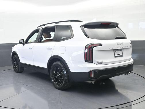 Glacial White Pearl 2024 Kia Telluride SX X-Pro