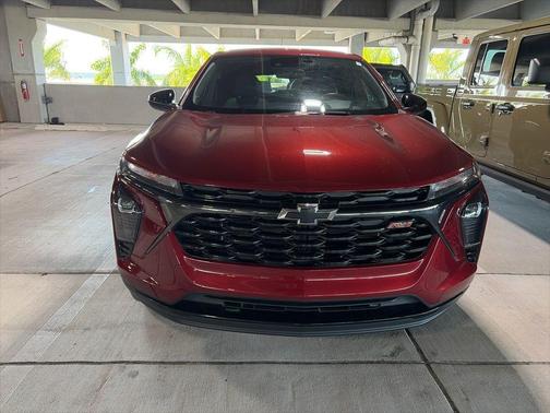 Crimson Metallic 2024 Chevrolet Trax 1RS