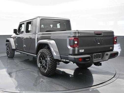 2024 Jeep Gladiator Sport