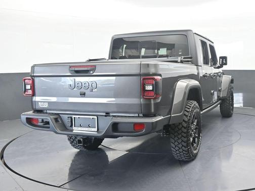 2024 Jeep Gladiator Sport