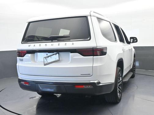 Bright White Clearcoat 2022 Jeep Wagoneer Series III