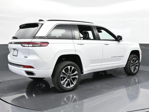 2024 Jeep Grand Cherokee Overland