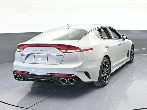 2022 Kia Stinger GT-Line