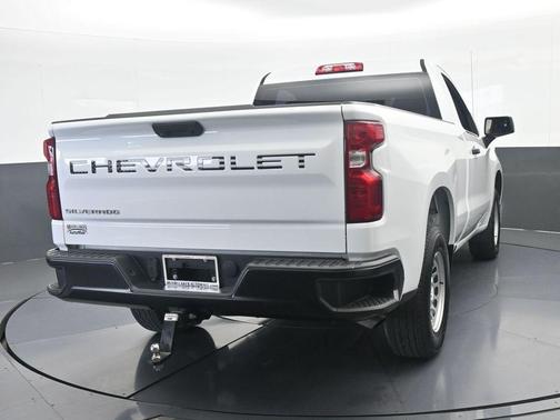 Summit White 2022 Chevrolet Silverado 1500 WT