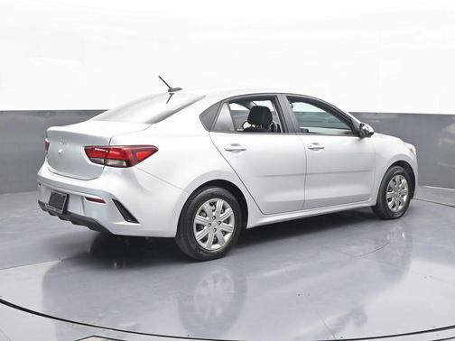 2022 Kia Rio LX