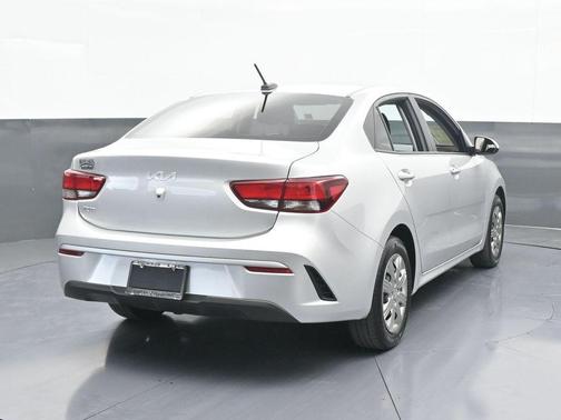 2022 Kia Rio LX