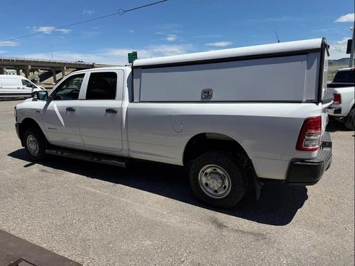 Patriot Blue Pearlcoat 2023 RAM 2500 Tradesman Crew Cab 4x4 6'4' Box