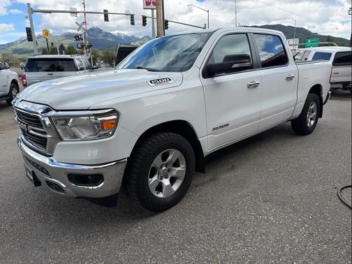 Bright White Clearcoat 2019 RAM 1500 Big Horn