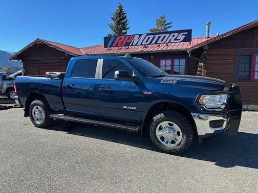2022 RAM 2500 Big Horn Crew Cab 4x4 6'4' Box