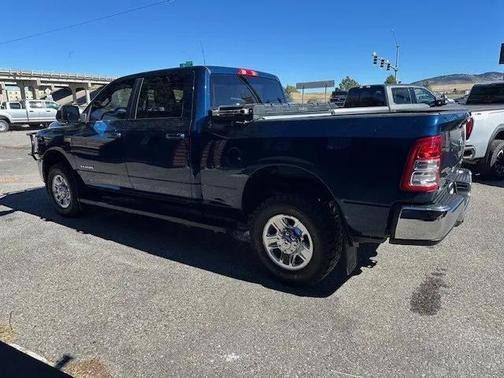 2022 RAM 2500 Big Horn Crew Cab 4x4 6'4' Box