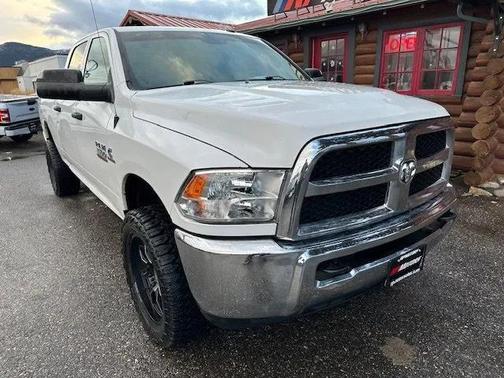 2018 RAM 3500 Tradesman Crew Cab 4x4 6'4' Box
