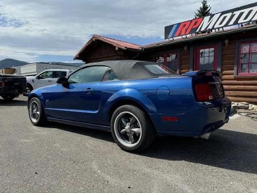 2006 Ford Mustang GT Premium