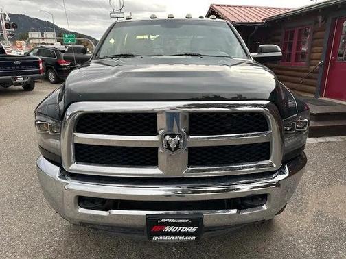 2018 RAM 2500 Tradesman Crew Cab 4x4 8' Box