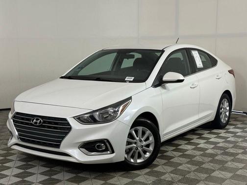 2022 Hyundai Accent SEL