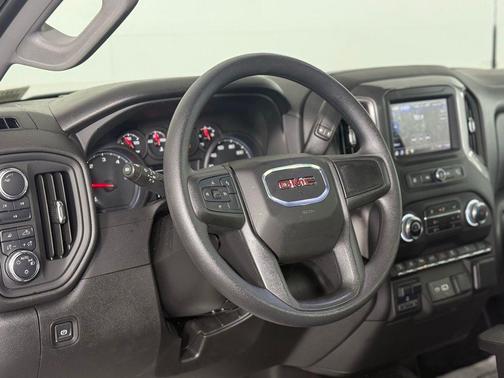 2025 GMC Sierra 2500 Pro