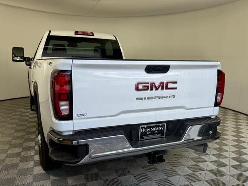 2025 GMC Sierra 2500 Pro