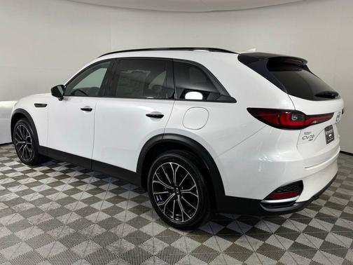 2025 Mazda CX-70 PHEV Premium Plus Package