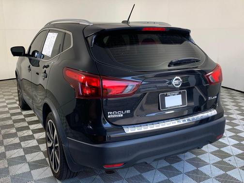 2017 Nissan Rogue Sport SL