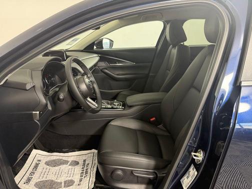 2025 Mazda CX-30 Select
