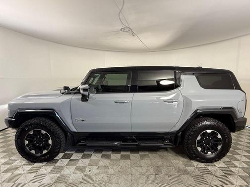 2024 GMC HUMMER EV SUV 2X
