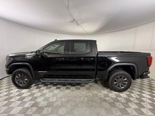 2025 GMC Sierra 1500 AT4X
