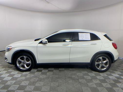 2018 Mercedes-Benz GLA 250 Base 4MATIC