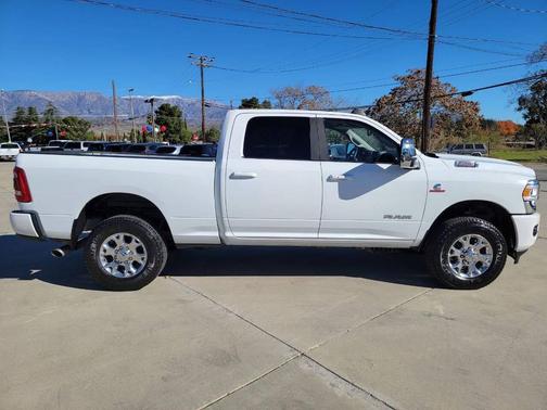 2024 RAM 2500 Laramie Crew Cab 4x4 6'4' Box