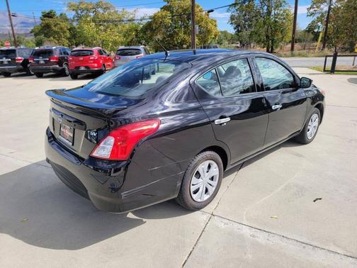 2018 Nissan Versa 1.6 SV
