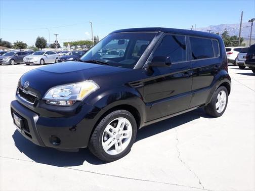 2011 Kia Soul +