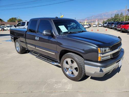 2004 Chevrolet Silverado 1500 LS Extended Cab