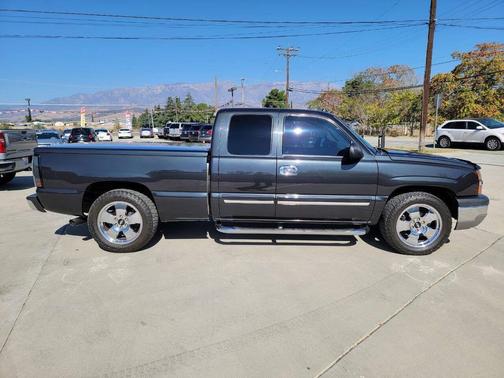 2004 Chevrolet Silverado 1500 LS Extended Cab