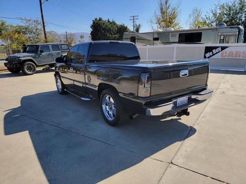 2004 Chevrolet Silverado 1500 LS Extended Cab