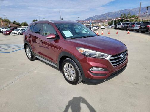 2017 Hyundai TUCSON SE Plus