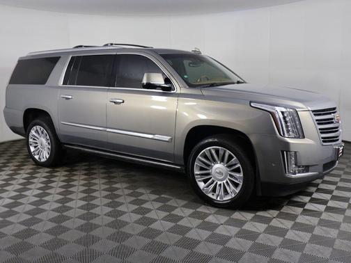 2017 Cadillac Escalade ESV Platinum