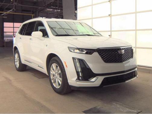 2024 Cadillac XT6 Luxury AWD