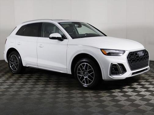 2023 Audi Q5 45 S line Prestige