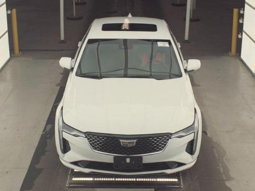 2025 Cadillac CT4 Luxury RWD