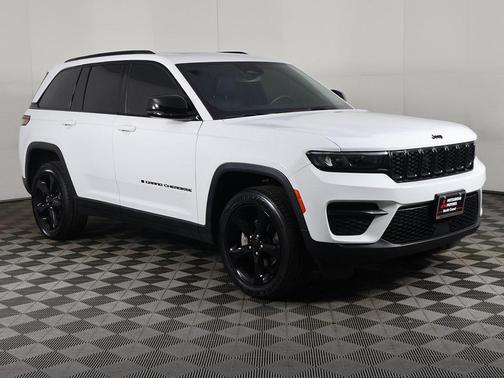 2023 Jeep Grand Cherokee Altitude