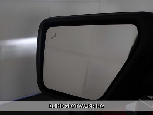 Rapid Red Metallic Tinted Clearcoat 2022 Ford F-150 XLT