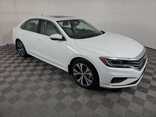 2021 Volkswagen Passat 2.0T SE