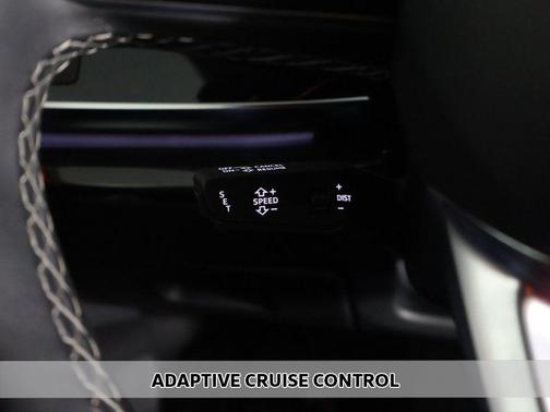 Mythos Black Metallic 2024 Audi Q8 55 Premium