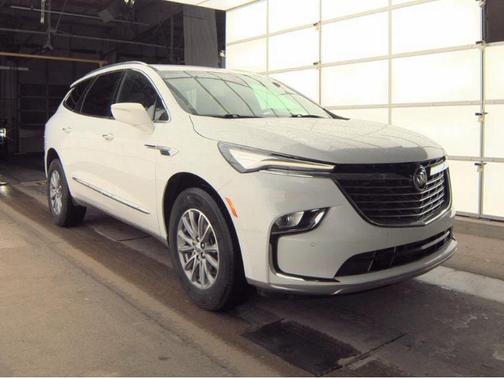 2023 Buick Enclave Essence AWD