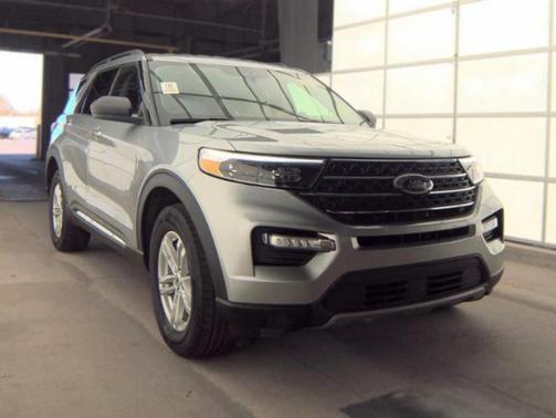 Silver Metallic 2024 Ford Explorer XLT